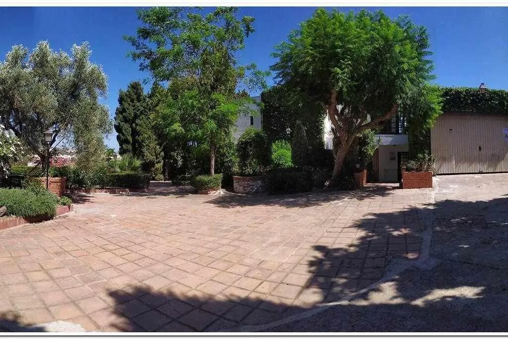 Cortijo Alberca Blanca Beach توري دي بيناغالبون بيت للعطل